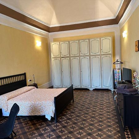 Casa Cavour Hotell Pontremoli Eksteriør bilde