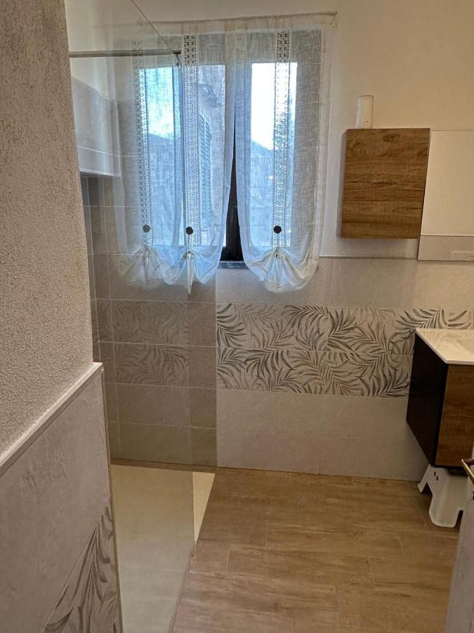 Casa Cavour Hotell Pontremoli Eksteriør bilde