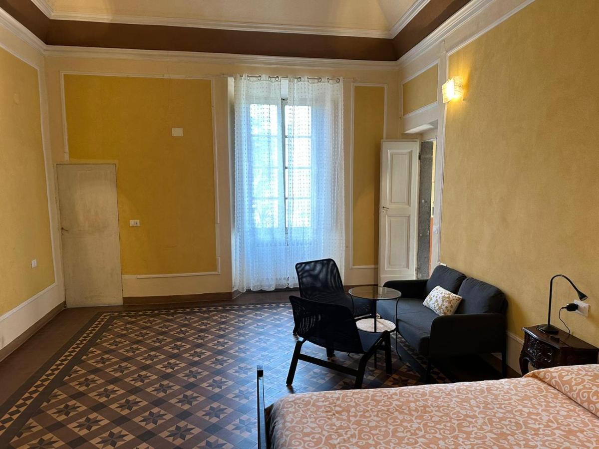Casa Cavour Hotell Pontremoli Eksteriør bilde