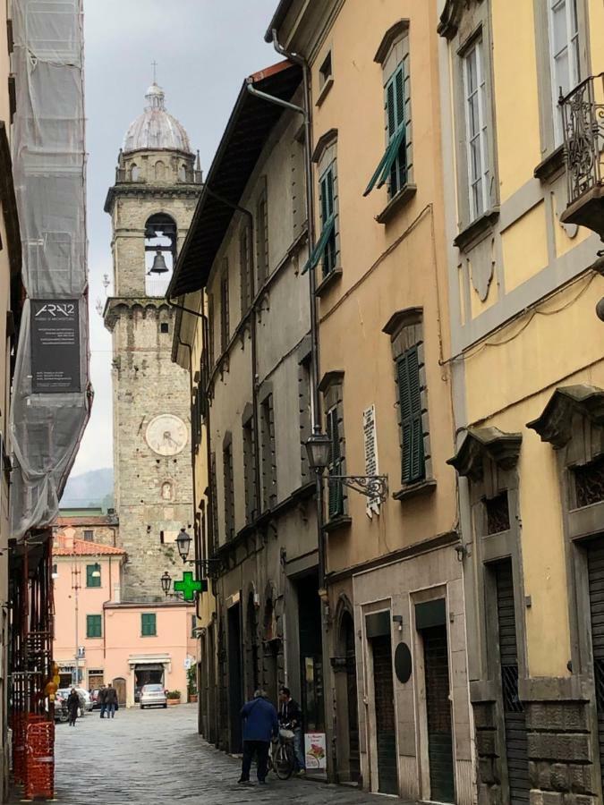 Casa Cavour Hotell Pontremoli Eksteriør bilde