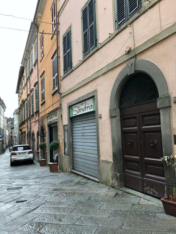 Casa Cavour Hotell Pontremoli Eksteriør bilde